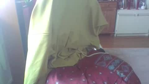 Snapshot of bestmann979994 chatting on November 6, 2025, 10:16 am bestmann979994 online show from November 6, 2025, 10:16 am