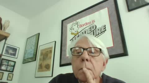 Snapshot of bestshot1951 chatting on February 3, 2025, 5:56 pm bestshot1951 online show from February 3, 2025, 5:56 pm