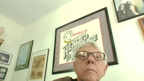 Snapshot of bestshot1951 chatting on February 18, 2025, 3:43 pm bestshot1951 online show from February 18, 2025, 3:43 pm