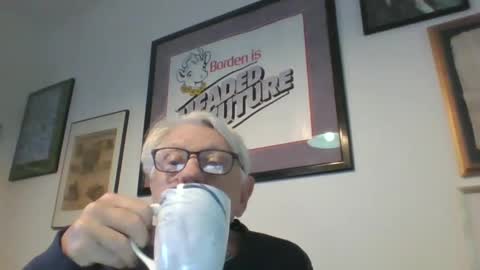 Snapshot of bestshot1951 chatting on September 10, 2025, 11:32 am bestshot1951 online show from September 10, 2025, 11:32 am