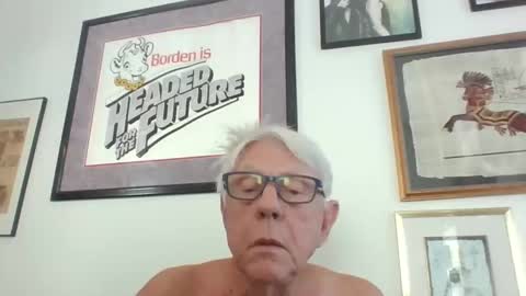 bestshot1951 online show from October 22, 2025, 2:17 pm