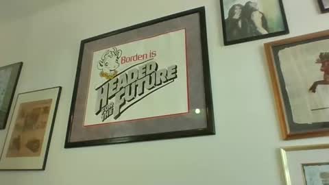 Snapshot of bestshot1951 chatting on February 5, 2026, 4:22 pm bestshot1951 online show from February 5, 2026, 4:22 pm