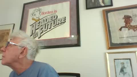 Snapshot of bestshot1951 chatting on February 13, 2026, 5:31 pm bestshot1951 online show from February 13, 2026, 5:31 pm