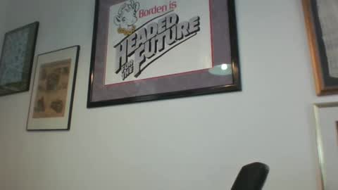 Snapshot of bestshot1951 chatting on February 20, 2026, 3:12 pm bestshot1951 online show from February 20, 2026, 3:12 pm