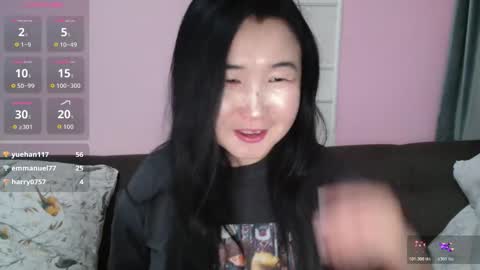 Snapshot of bet_lu chatting on November 17, 2025, 8:20 am Bet Lu online show from November 17, 2025, 8:20 am