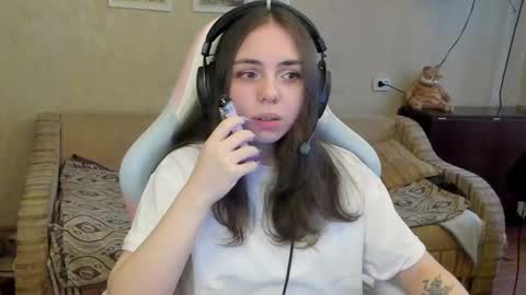 Snapshot of bethany_tease chatting on March 3, 2026, 12:11 pm bethany_tease online show from March 3, 2026, 12:11 pm