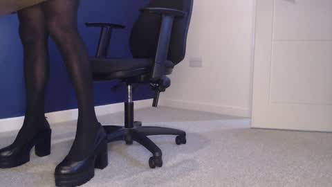 Snapshot of bethanyd04 chatting on October 6, 2025, 2:47 pm bethanyd04 online show from October 6, 2025, 2:47 pm