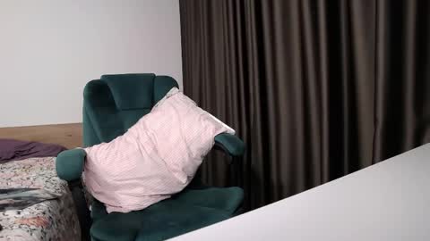 bethanylenz online show from May 3, 2026, 7:31 pm