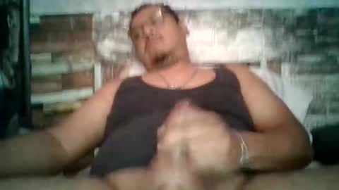 beto471292 online show from March 18, 2026, 9:51 pm