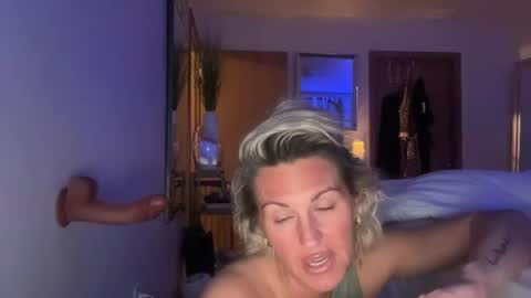 Best Time and Even better Convo online show from December 17, 2025, 12:27 am