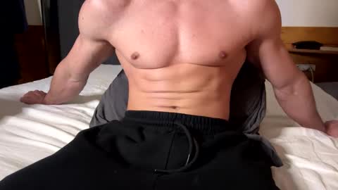 Snapshot of betterthanmen chatting on February 14, 2025, 5:57 pm betterthanmen online show from February 14, 2025, 5:57 pm