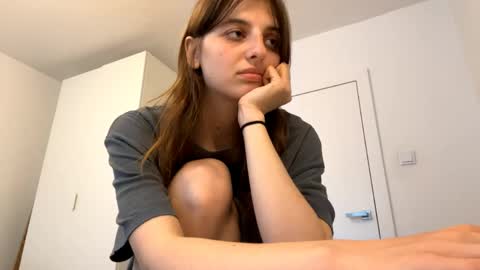Snapshot of beulahweikert chatting on May 29, 2026, 5:33 pm Lina online show from May 29, 2026, 5:33 pm