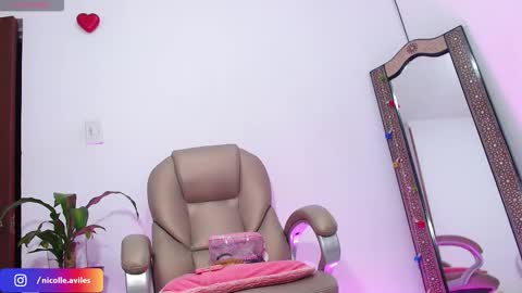 Snapshot of beuty_goddes777 chatting on September 22, 2025, 7:21 am Nicolle Aviles online show from September 22, 2025, 7:21 am