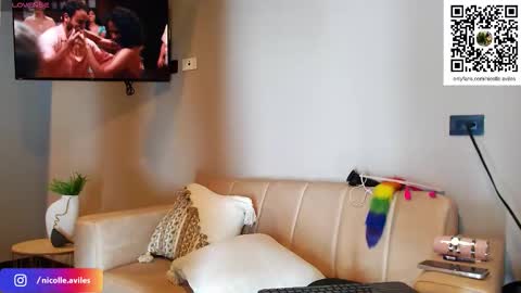 Snapshot of beuty_goddes777 chatting on November 3, 2025, 3:08 am Nicolle Aviles online show from November 3, 2025, 3:08 am