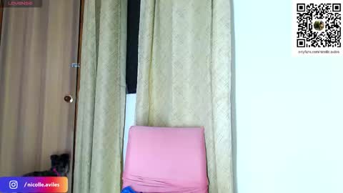 Snapshot of beuty_goddes777 chatting on December 18, 2025, 3:01 am Nicolle Aviles online show from December 18, 2025, 3:01 am