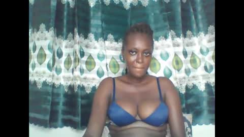 Snapshot of beutymelanin chatting on May 25, 2026, 1:06 pm beutymelanin online show from May 25, 2026, 1:06 pm