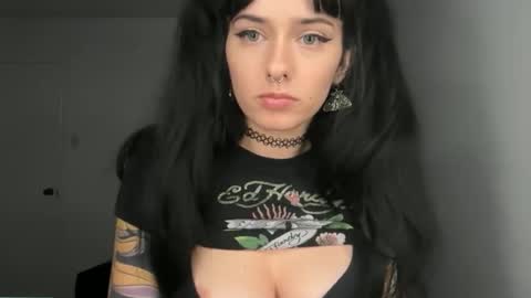 bexbex945874 online show from December 3, 2025, 3:36 am