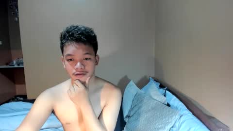 Snapshot of bexyourxman chatting on May 27, 2026, 2:08 am Adrian online show from May 27, 2026, 2:08 am