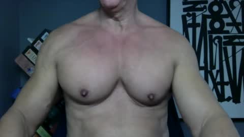 BGDKMUSCLEGUY - SELECTED BY CHATURBATE AS A TOP BROADCASTER FOR 2023 online show from March 26, 2026, 5:07 pm