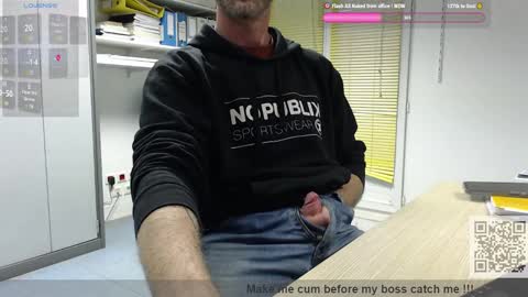 Snapshot of bi_french69 chatting on January 22, 2025, 4:02 pm My name is David and if you like public exhibitions you wont be disappointed with me LoL - My favorite vibes is 44 online show from January 22, 2025, 4:02 pm