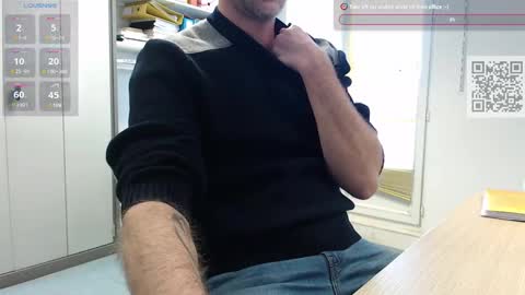 Snapshot of bi_french69 chatting on February 3, 2025, 1:30 pm My name is David and if you like public exhibitions you wont be disappointed with me LoL - My favorite vibes is 44 online show from February 3, 2025, 1:30 pm
