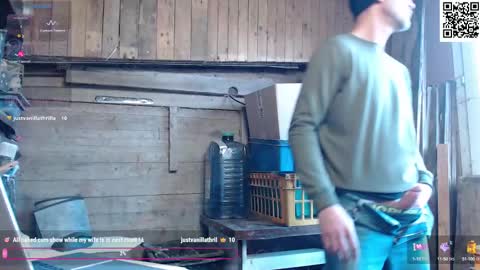 Snapshot of bi_french69 chatting on February 14, 2025, 10:28 am My name is David and if you like public exhibitions you wont be disappointed with me LoL - My favorite vibes is 44 online show from February 14, 2025, 10:28 am