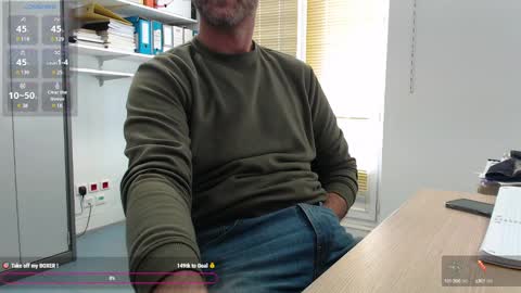 Snapshot of bi_french69 chatting on March 5, 2025, 3:29 pm My name is David and if you like public exhibitions you wont be disappointed with me LoL - My favorite vibes is 44 online show from March 5, 2025, 3:29 pm