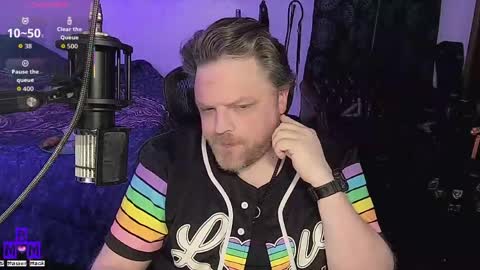 Bi Master Mack online show from April 17, 2026, 10:51 am