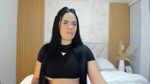 Snapshot of biancaboobs22 chatting on January 14, 2026, 12:49 am bianca online show from January 14, 2026, 12:49 am