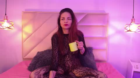 Bianca online show from November 4, 2025, 11:42 am