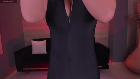 Snapshot of biancapierce_ chatting on January 14, 2025, 11:53 am Bianca Pierce online show from January 14, 2025, 11:53 am