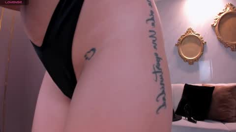 Snapshot of biancapierce_ chatting on February 17, 2025, 11:55 am Bianca Pierce online show from February 17, 2025, 11:55 am
