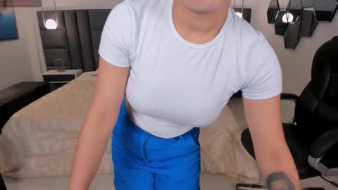 Snapshot of biancapierce_ chatting on September 23, 2025, 11:57 am Bianca Pierce online show from September 23, 2025, 11:57 am