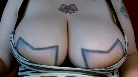 Snapshot of bianka_star_ chatting on September 25, 2025, 1:04 pm bianca online show from September 25, 2025, 1:04 pm