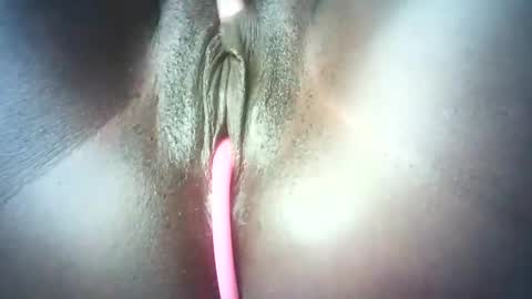 pretty online show from March 5, 2025, 5:29 am