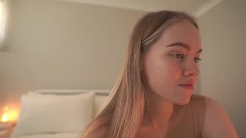 Snapshot of bibi_it_is chatting on February 15, 2026, 2:52 am Bibi online show from February 15, 2026, 2:52 am