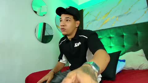 Snapshot of bick_jhonn chatting on May 18, 2026, 7:20 pm Bick Khonn online show from May 18, 2026, 7:20 pm