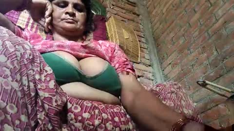 Mona online show from September 12, 2025, 3:50 am