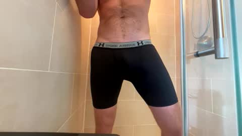 Snapshot of bicuriousbigdick chatting on February 1, 2026, 2:04 pm bicuriousbigdick online show from February 1, 2026, 2:04 pm