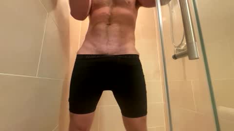 Snapshot of bicuriousbigdick chatting on March 25, 2026, 10:54 am bicuriousbigdick online show from March 25, 2026, 10:54 am