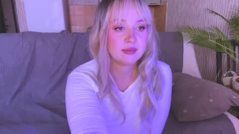 Snapshot of big_ass_blonde chatting on February 21, 2025, 5:02 am Eva online show from February 21, 2025, 5:02 am