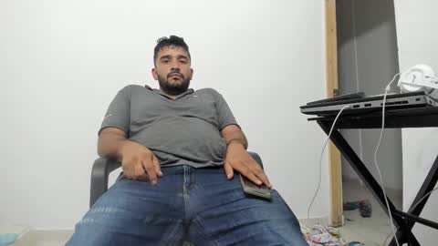 Tommy online show from December 22, 2025, 5:37 am