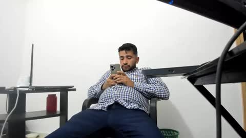 Tommy online show from January 15, 2026, 2:05 am