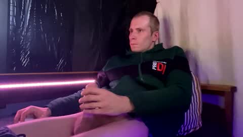 Snapshot of big_hairy_cock_is_horny chatting on November 21, 2025, 9:13 pm big_hairy_cock_is_horny online show from November 21, 2025, 9:13 pm