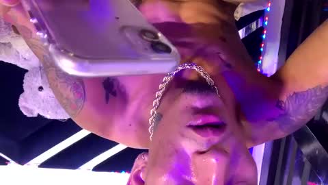 Stiven Leon online show from January 3, 2025, 3:05 am