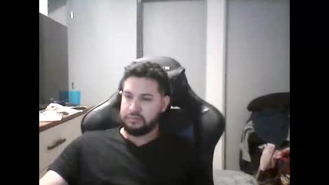 Snapshot of big_latin_boy_full_cum chatting on December 16, 2024, 2:49 pm latinBoyHuge online show from December 16, 2024, 2:49 pm