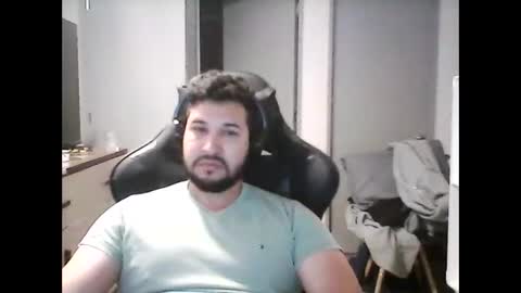 Snapshot of big_latin_boy_full_cum chatting on December 23, 2024, 11:36 am latinBoyHuge online show from December 23, 2024, 11:36 am