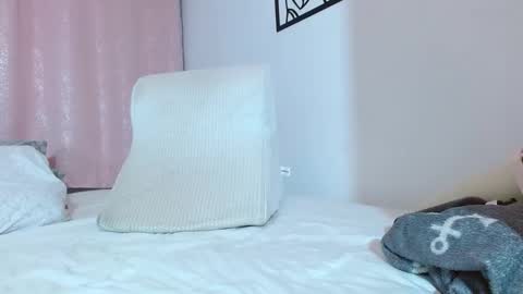 Snapshot of big_valentinhunk chatting on February 22, 2025, 12:38 am Big valentinHunk online show from February 22, 2025, 12:38 am