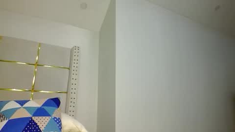 Snapshot of bigbaby004 chatting on October 21, 2025, 7:14 pm bigbaby004 online show from October 21, 2025, 7:14 pm