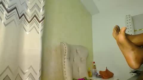 Snapshot of bigbaby004 chatting on December 2, 2025, 2:56 pm bigbaby004 online show from December 2, 2025, 2:56 pm